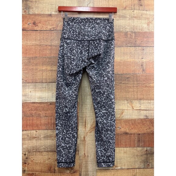 Lululemon Womens High-Waisted Patterned Leggings Size 6 Black & White - Picture 5 of 7